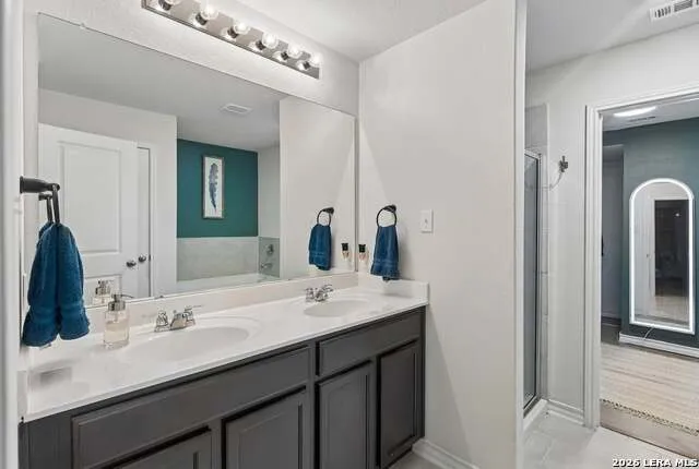 4211 LATERITE TRL San Antonio, TX 78253