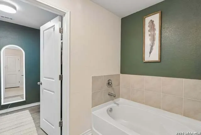 4211 LATERITE TRL San Antonio, TX 78253