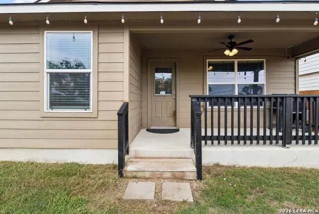 4211 LATERITE TRL San Antonio, TX 78253