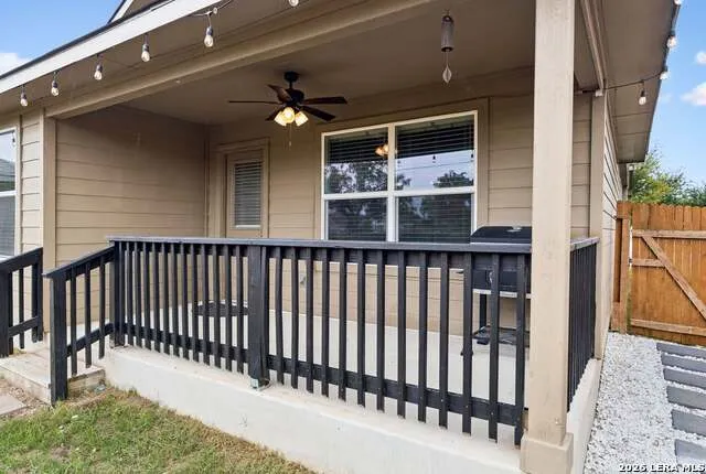 4211 LATERITE TRL San Antonio, TX 78253
