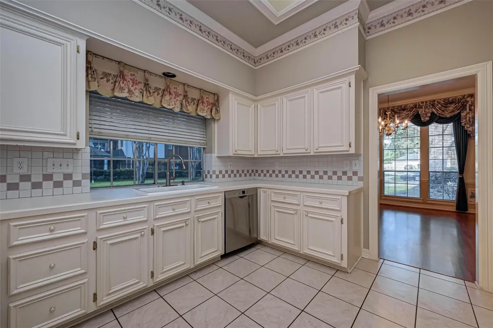 4502 Devonshire Street Sugar Land, TX 77479