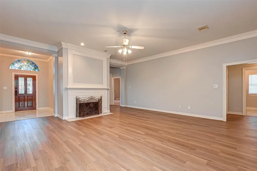 4502 Devonshire Street Sugar Land, TX 77479