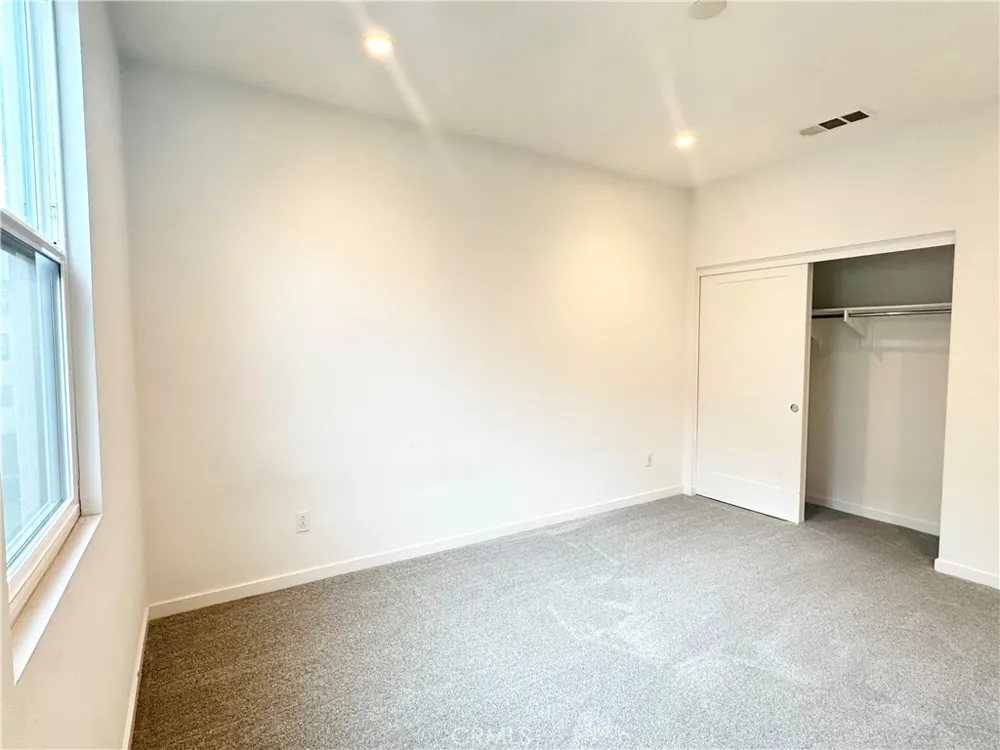 126 Schick Irvine, CA 92614