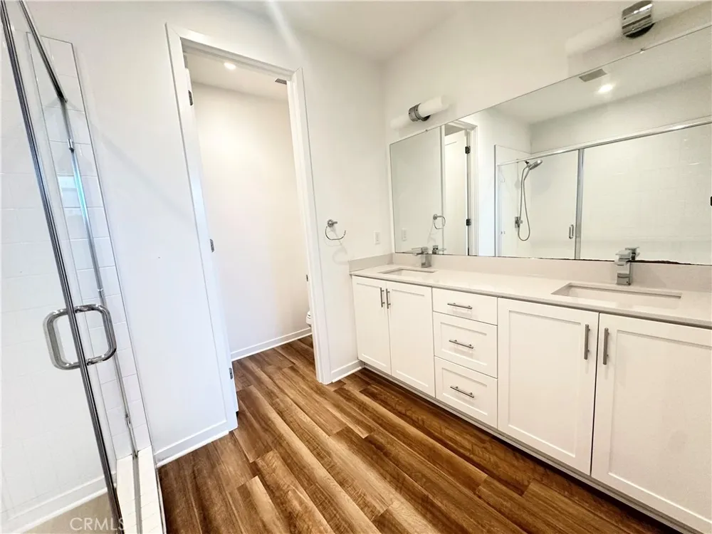 126 Schick Irvine, CA 92614