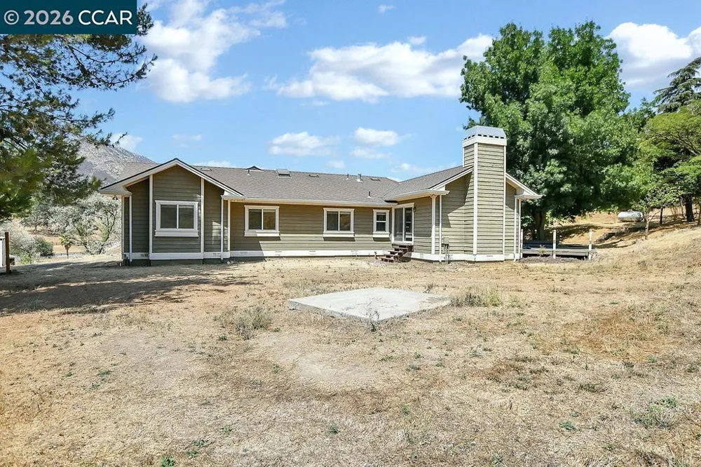 4161 Leon Dr. Clayton, CA 94517