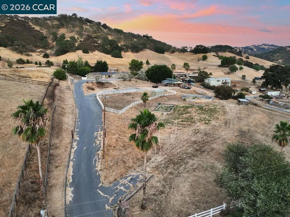 4161 Leon Dr. Clayton, CA 94517