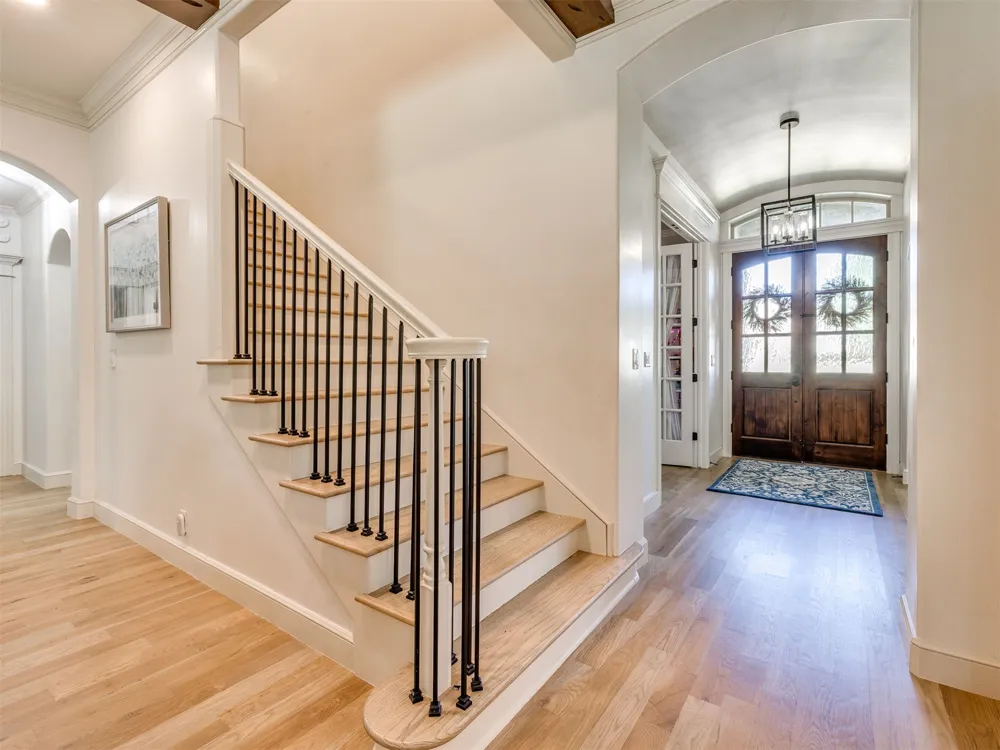 18544 E Crooked Oak Drive Owasso, OK 74055