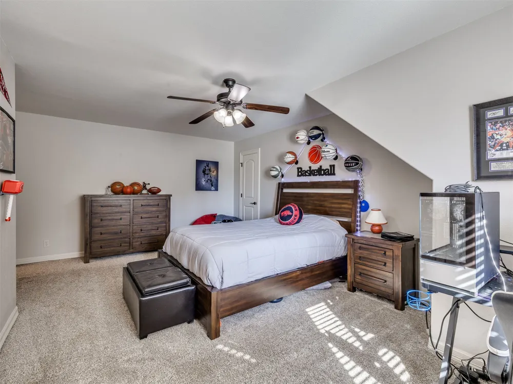 18544 E Crooked Oak Drive Owasso, OK 74055
