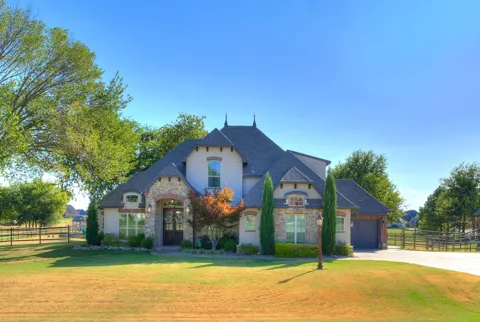 18544 E Crooked Oak Drive