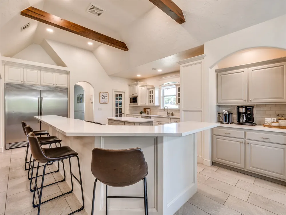 18544 E Crooked Oak Drive Owasso, OK 74055