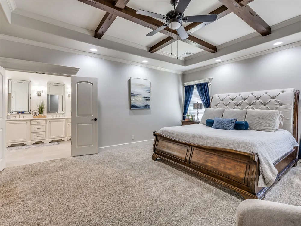 18544 E Crooked Oak Drive Owasso, OK 74055