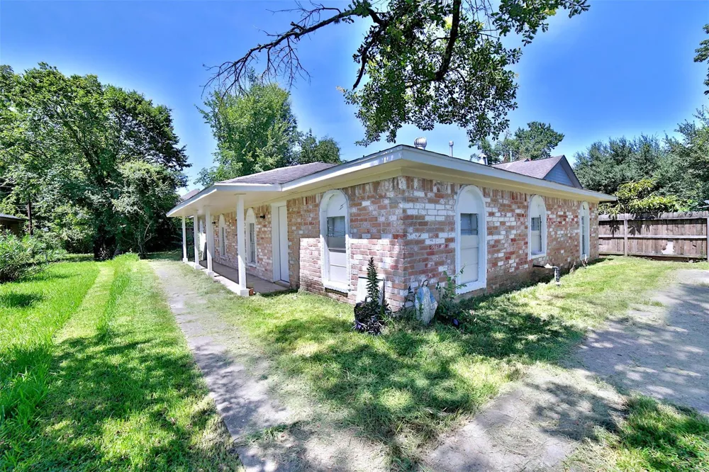 9409 Kentshire Drive Houston, TX 77078