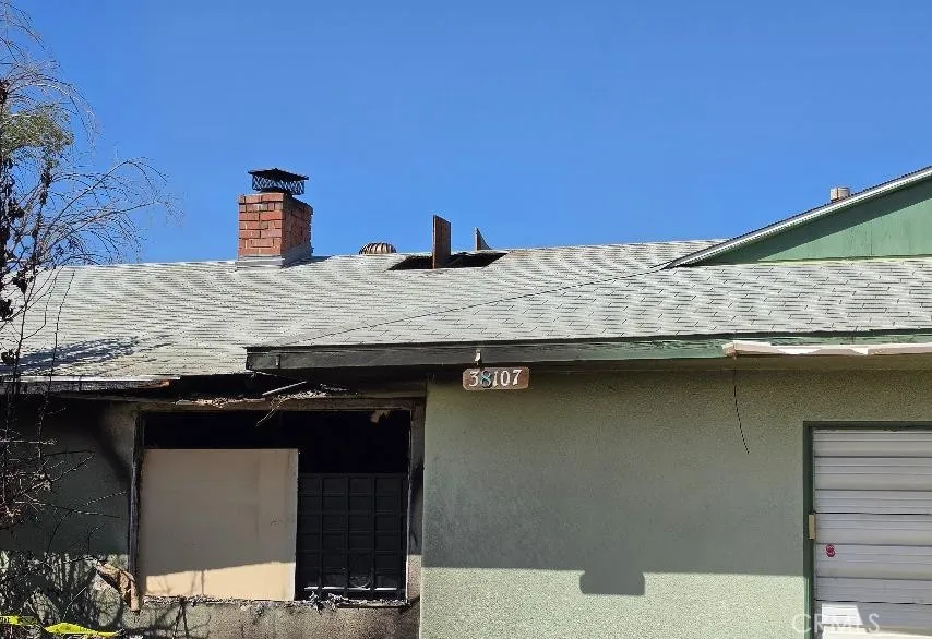38107 12th E Palmdale, CA 93550