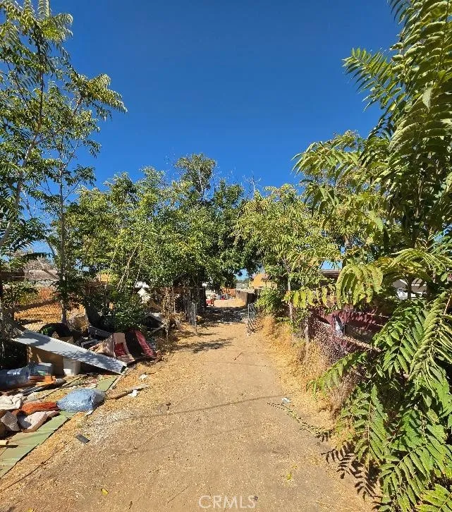 38107 12th E Palmdale, CA 93550