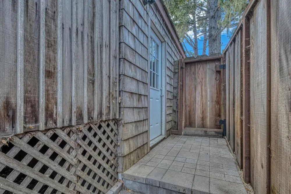 664 Terry Street Monterey, CA 93940