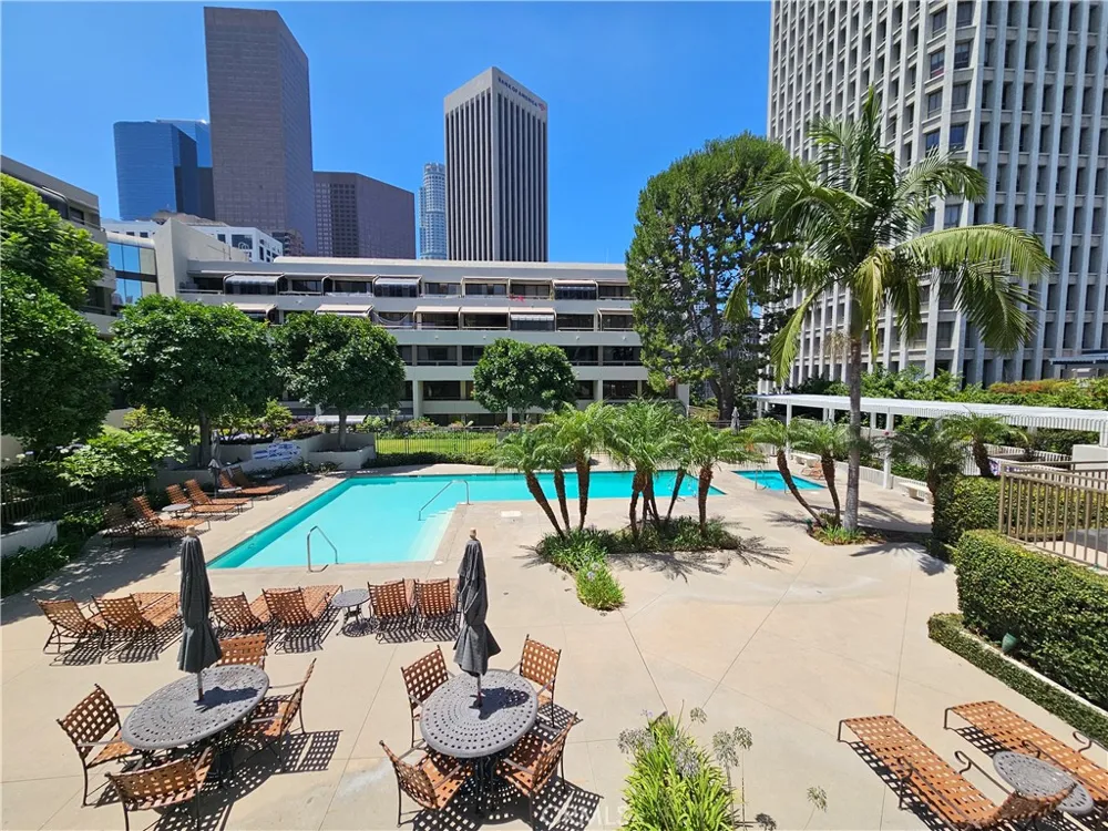 121 S Hope Street #428 Los Angeles, CA 90012