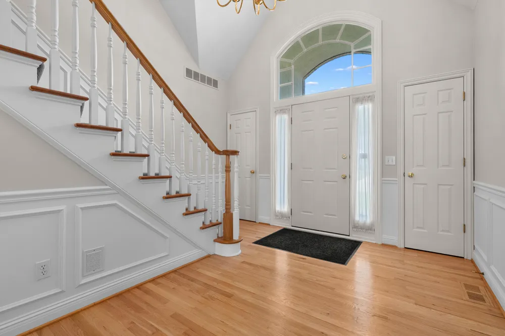 6815 Oleander Lane Portage, MI 49024