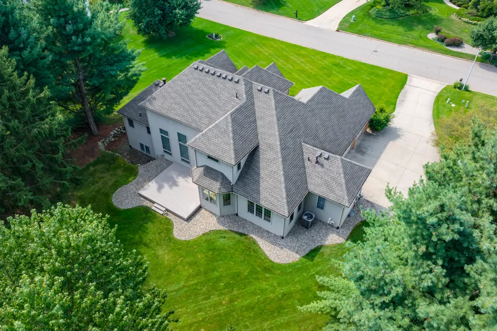 6815 Oleander Lane Portage, MI 49024