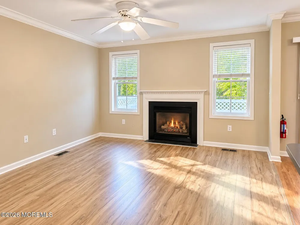 35 Ironwood Court Middletown, NJ 07748