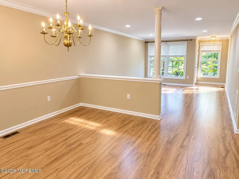 35 Ironwood Court Middletown, NJ 07748