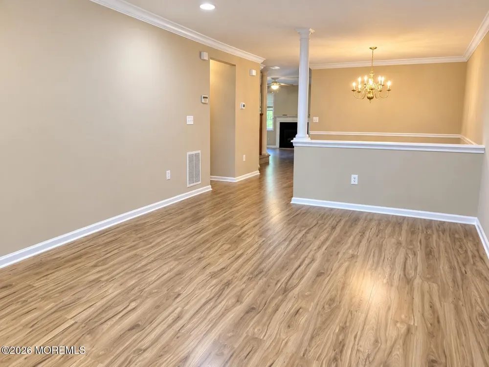 35 Ironwood Court Middletown, NJ 07748