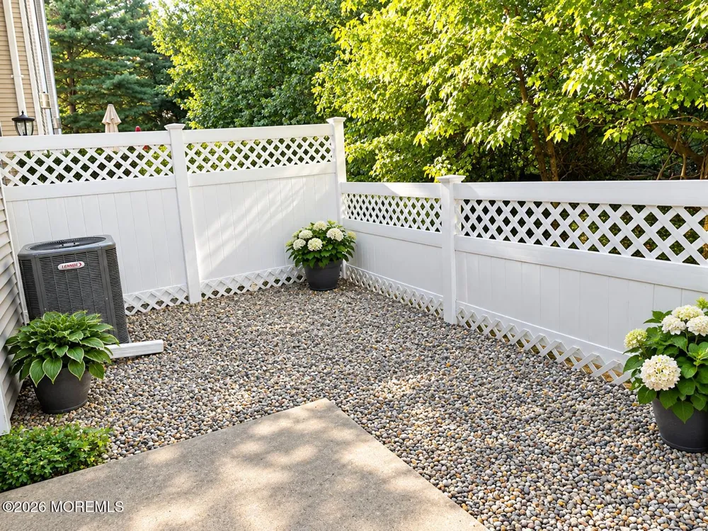 35 Ironwood Court Middletown, NJ 07748