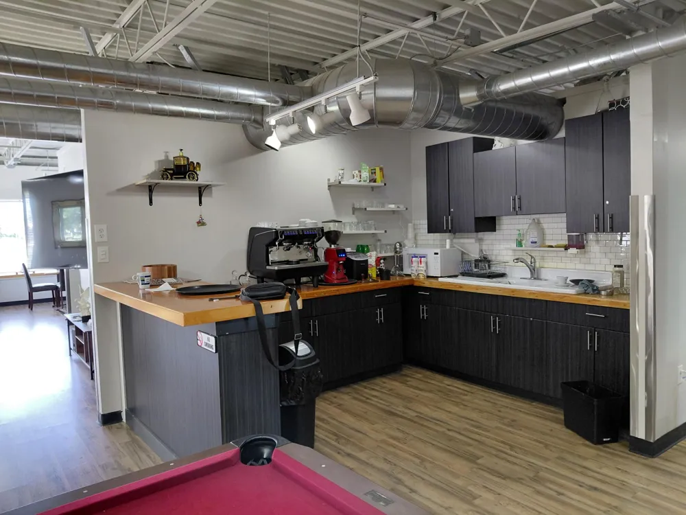 15975 Eureka Road Southgate City, MI 48195