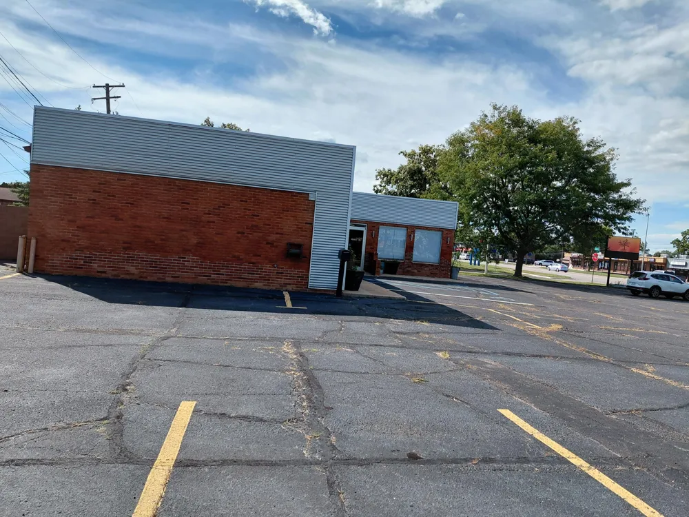 15975 Eureka Road Southgate City, MI 48195