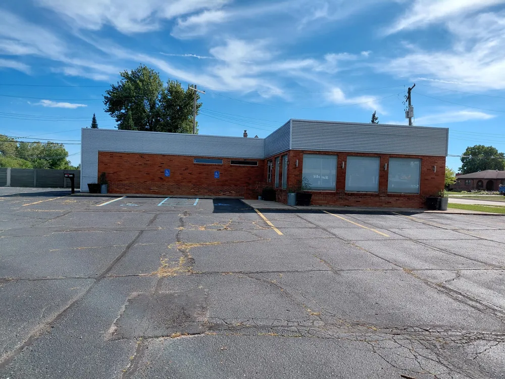 15975 Eureka Road Southgate City, MI 48195