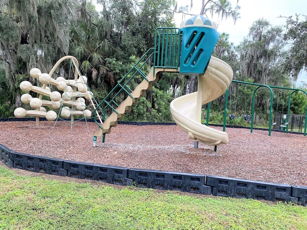 5231 SAN PALERMO DRIVE Bradenton, FL 34208