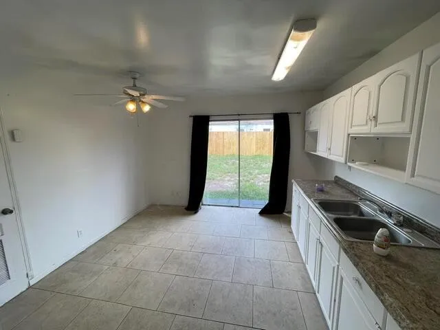 1104 W 24TH STREET Riviera Beach, FL 33404