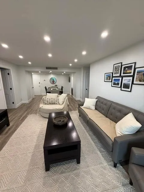 1900 S OCEAN BOULEVARD #2N Lauderdale By The Sea, FL 33062