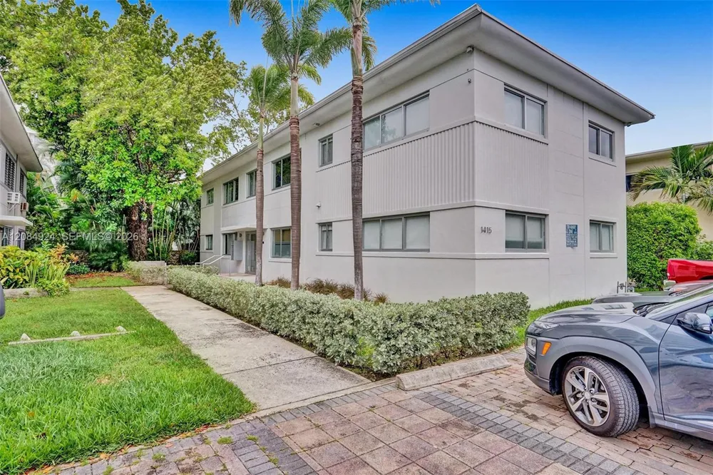 1415 16th St #4 Miami Beach, FL 33139