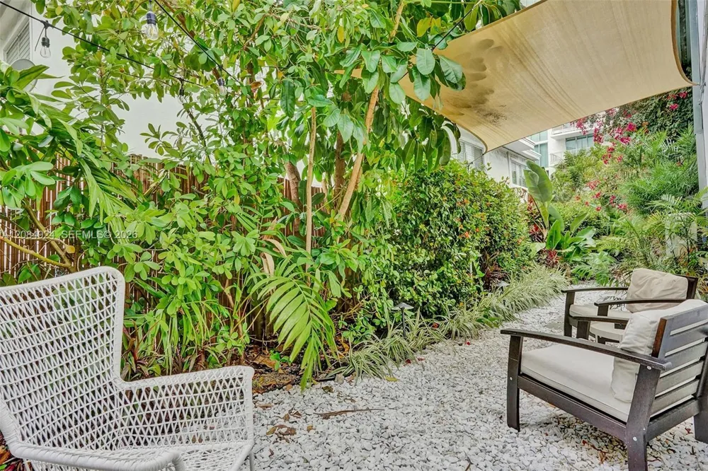 1415 16th St #4 Miami Beach, FL 33139