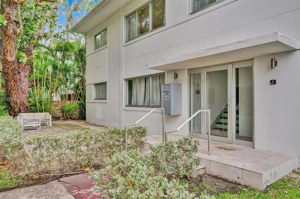 1415 16th St #4 Miami Beach, FL 33139