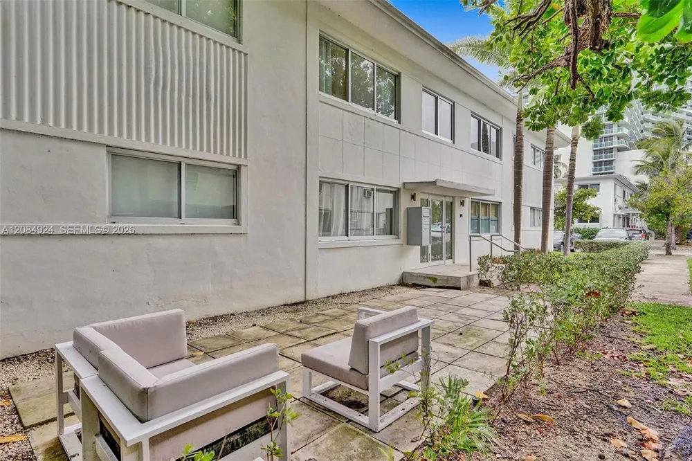 1415 16th St #4 Miami Beach, FL 33139