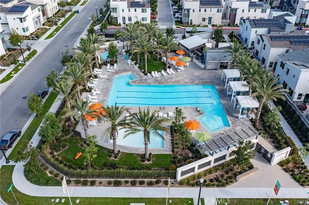 3691 S Nexa Paseo Ontario, CA 91761