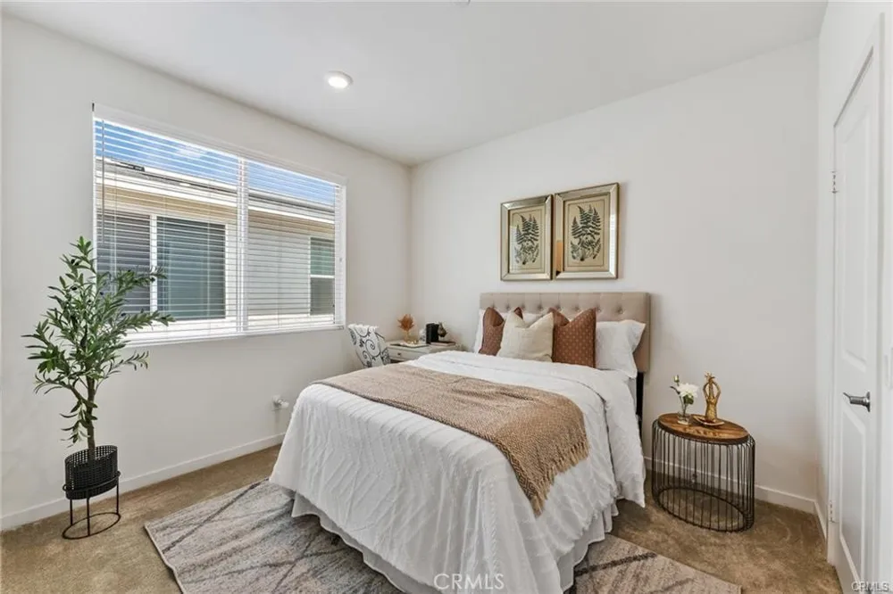 3691 S Nexa Paseo Ontario, CA 91761