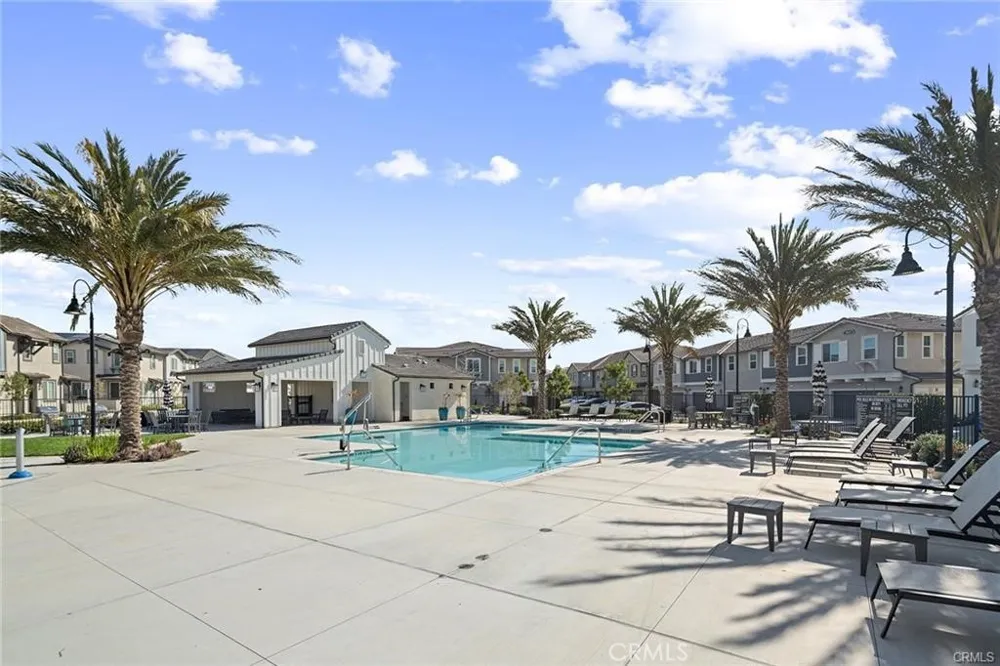 3691 S Nexa Paseo Ontario, CA 91761