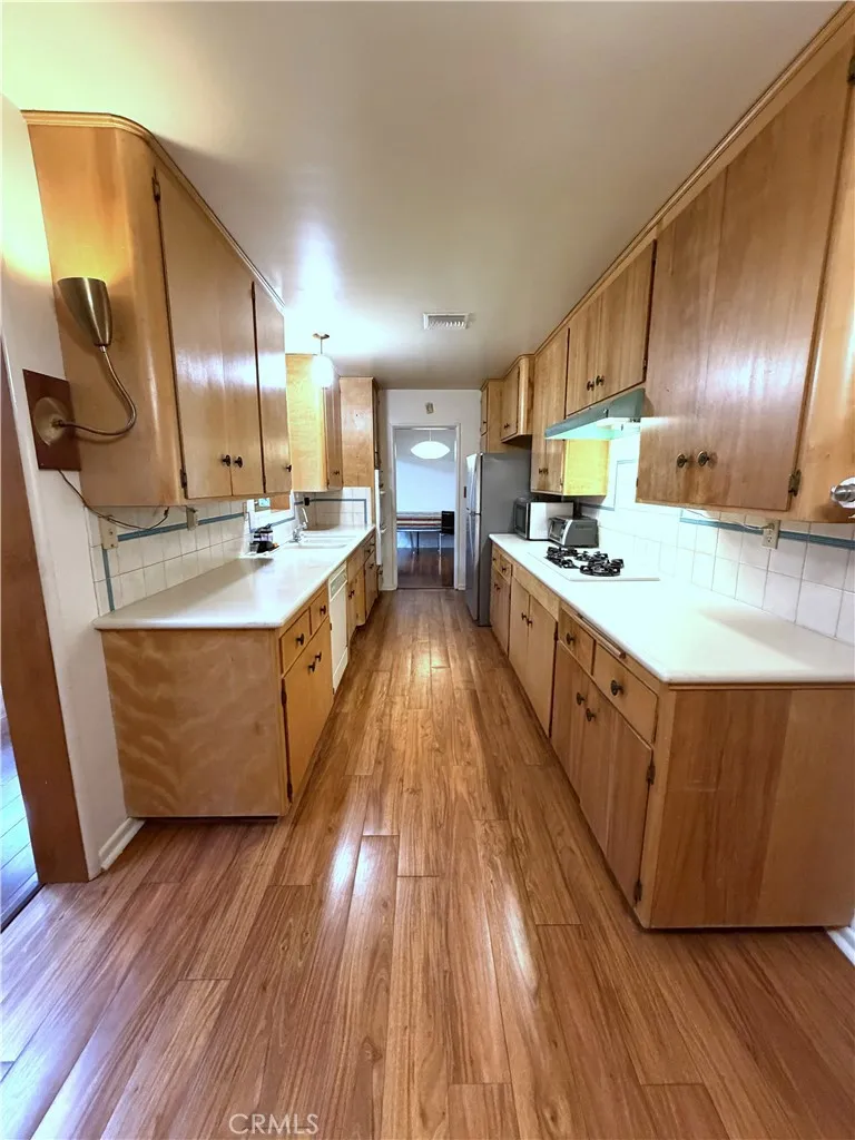 108 Barret Riverside, CA 92507