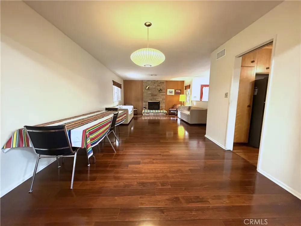 108 Barret Riverside, CA 92507