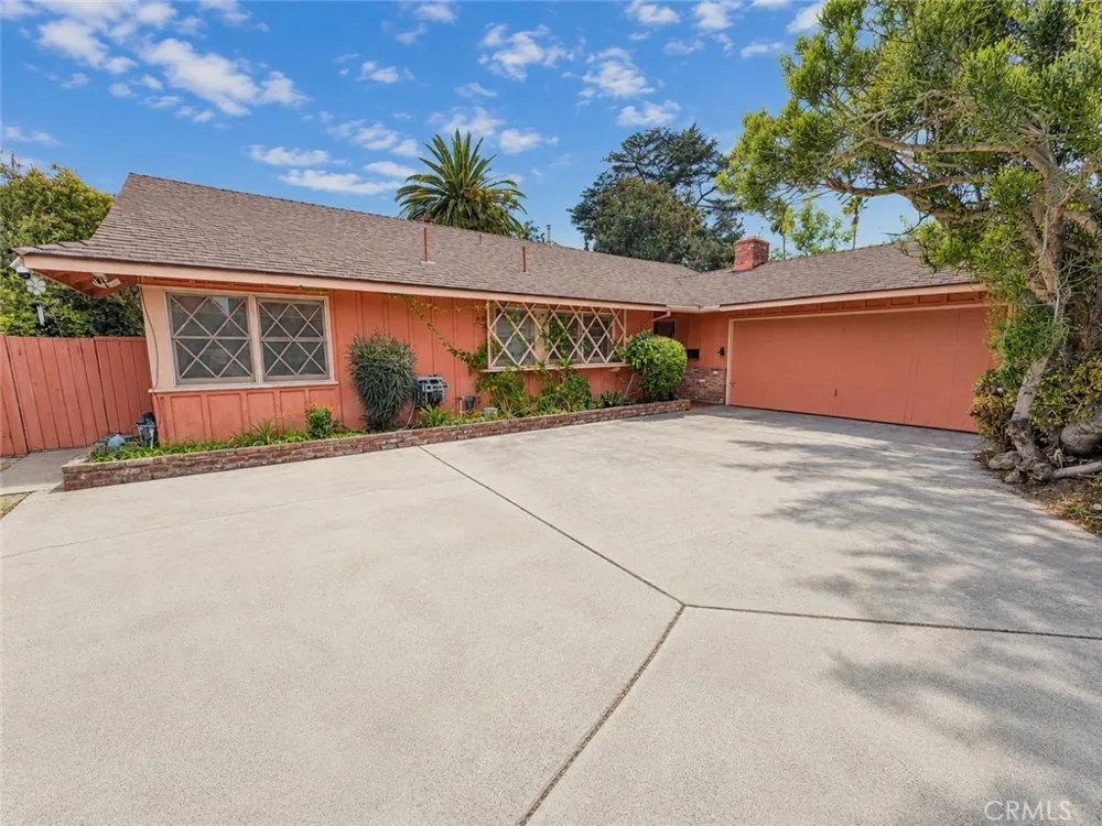108 Barret Riverside, CA 92507