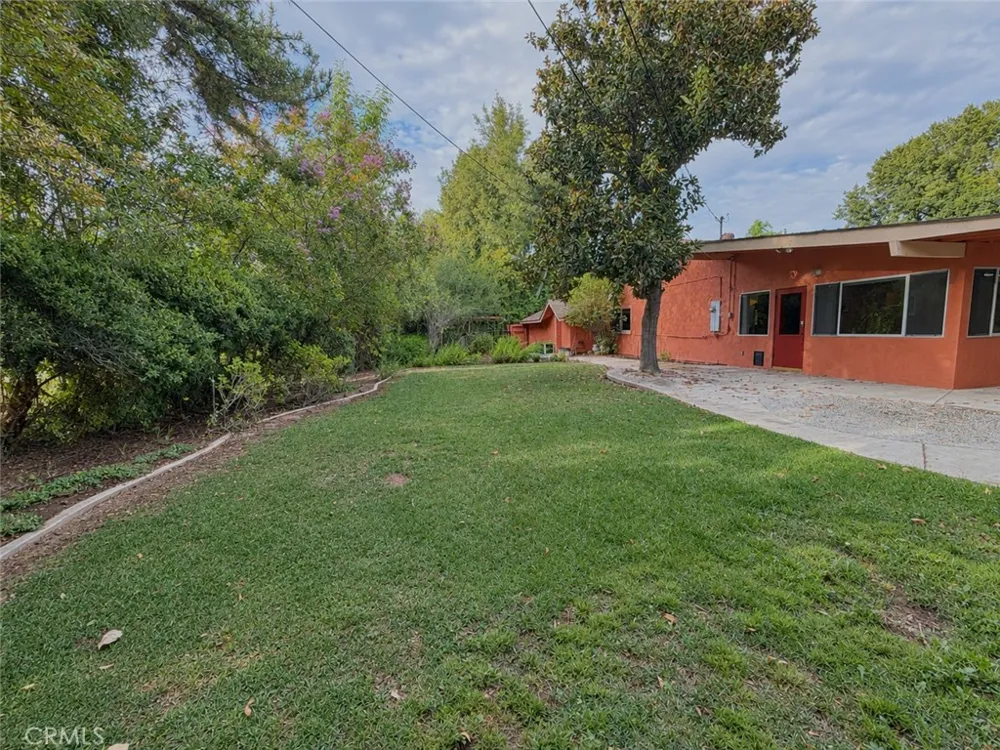 108 Barret Riverside, CA 92507