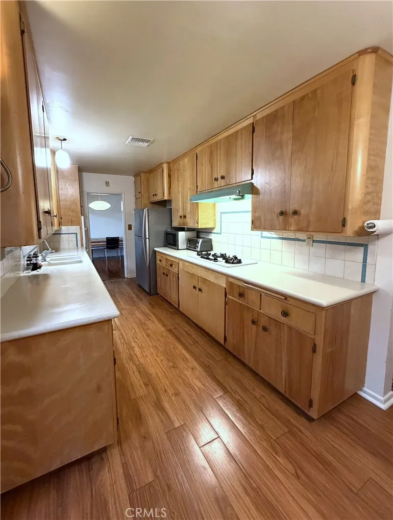 108 Barret Riverside, CA 92507