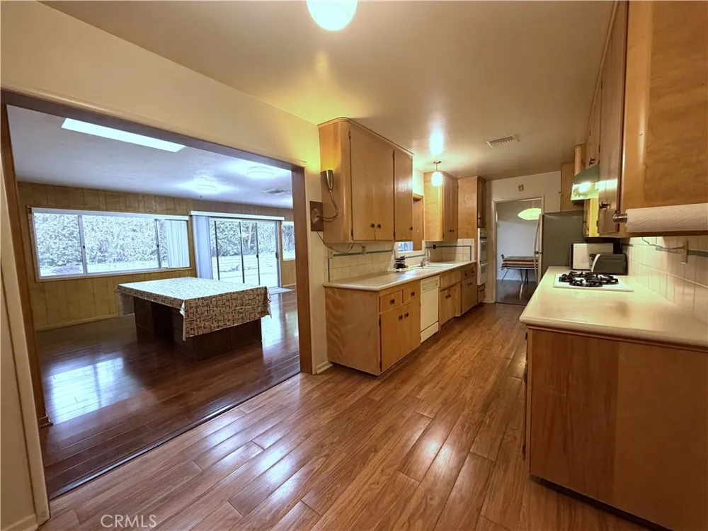108 Barret Riverside, CA 92507