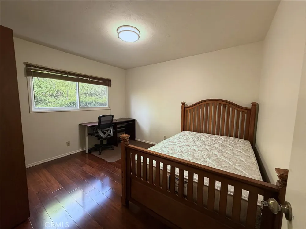 108 Barret Riverside, CA 92507
