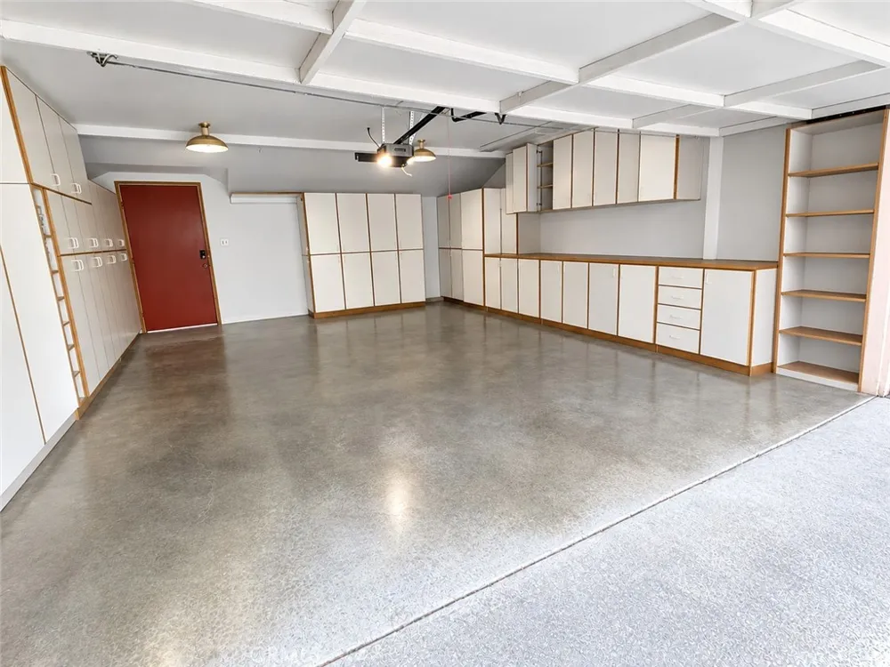 108 Barret Riverside, CA 92507
