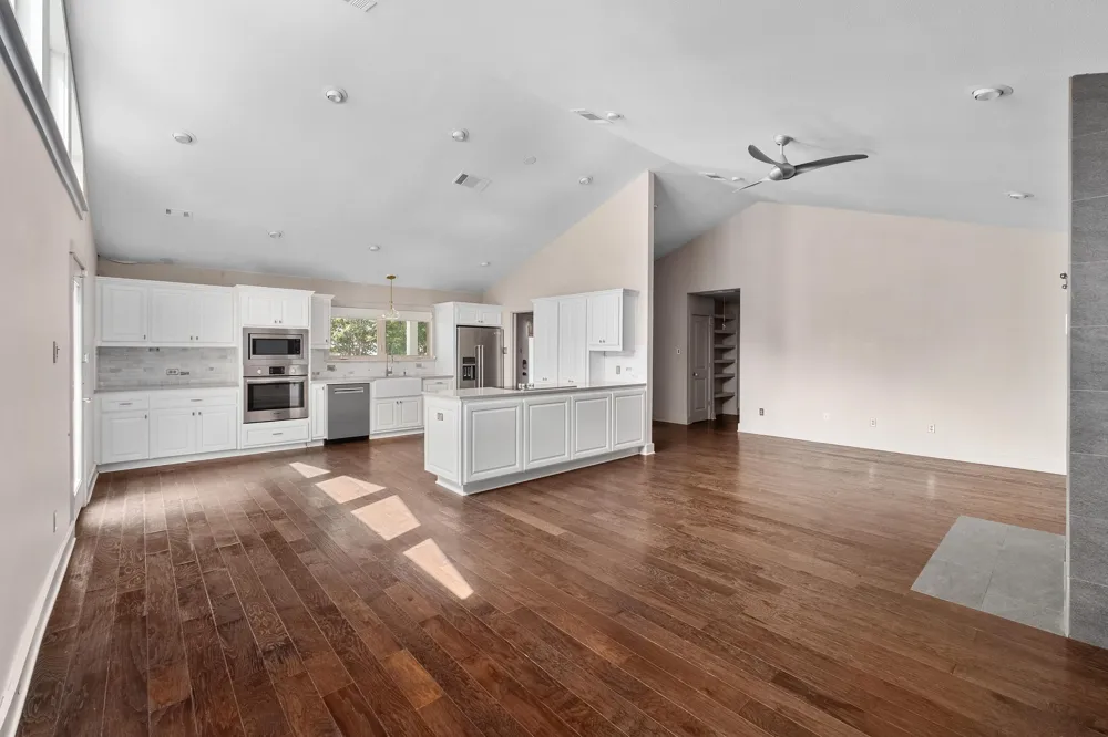 2802 Warren Street #A Austin, TX 78703