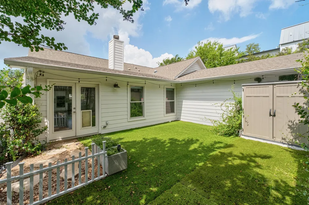 2802 Warren Street #A Austin, TX 78703