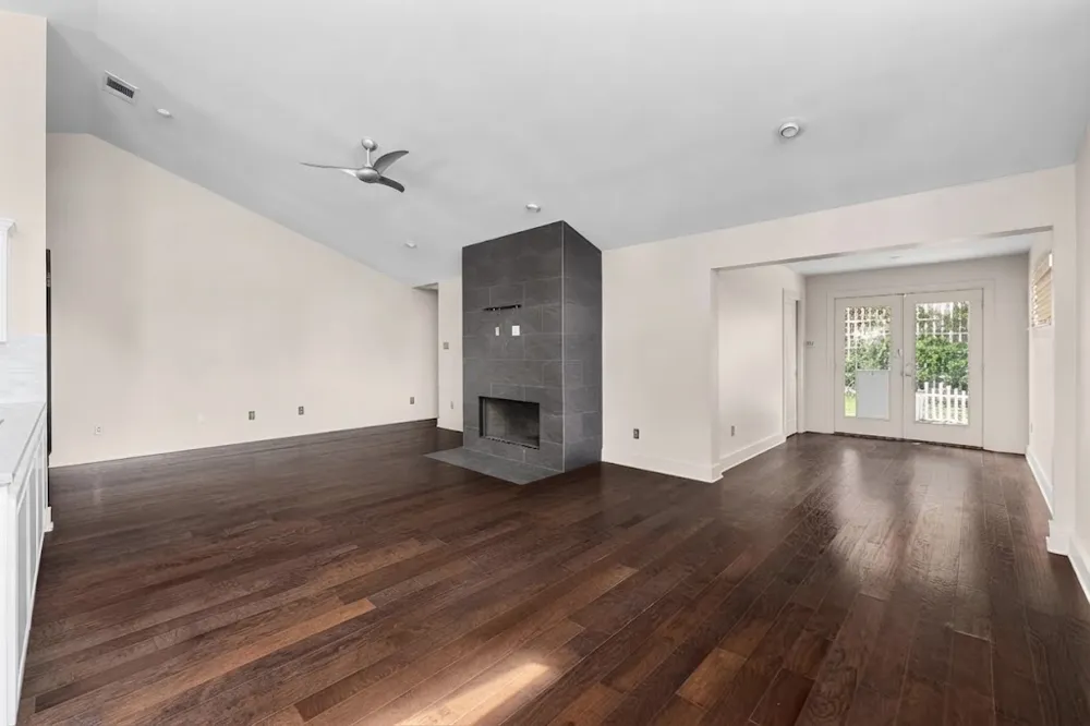 2802 Warren Street #A Austin, TX 78703